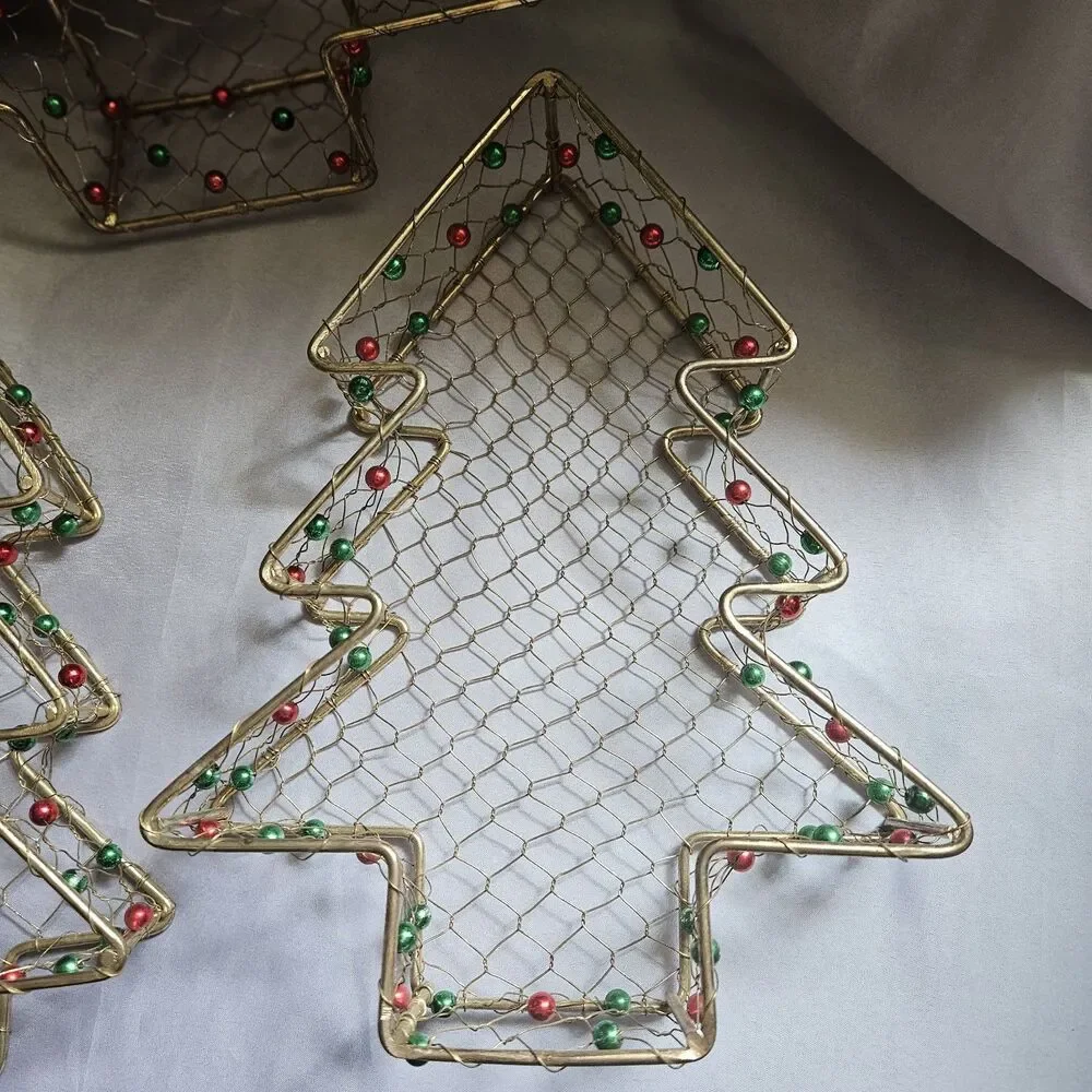 Nesting Metal Christmas Tree Shaped Decor Wire Basket Set of 3